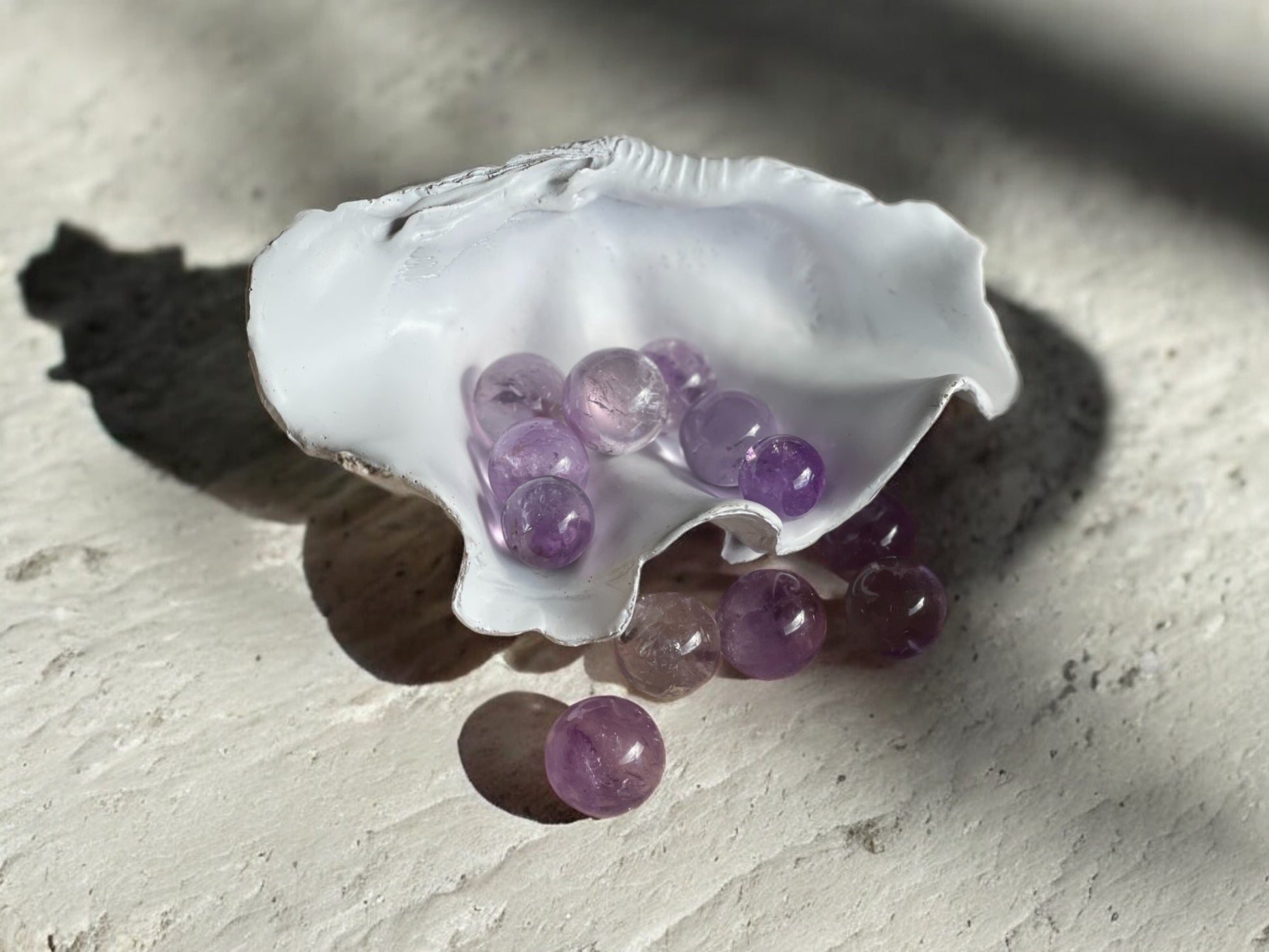 Amethyst mini crystal spheres