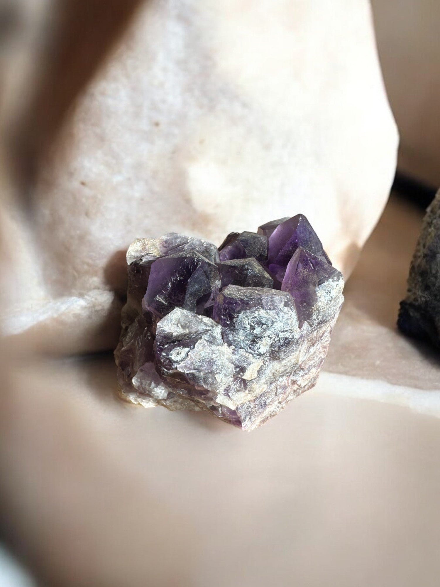 Amethyst raw gemstone with big points