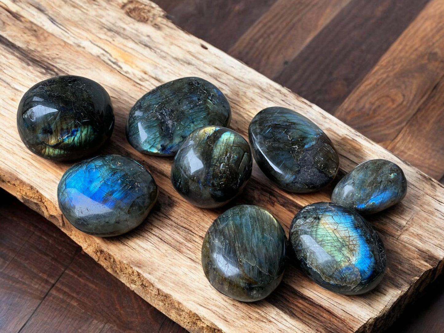 Blue flash labradorite palm stones